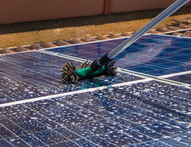 solar-panel_cleaning-exeter solar panel cleaning exeter
